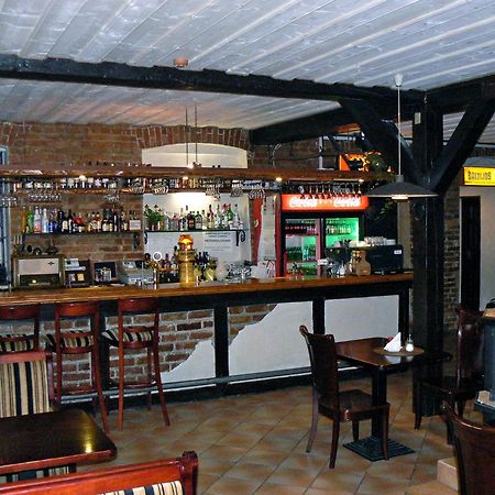 Hotel Sveciu Namai Minge à Priekulė Extérieur photo