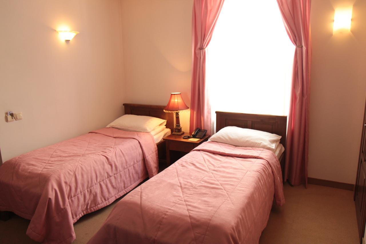 Hotel Sveciu Namai Minge à Priekulė Extérieur photo